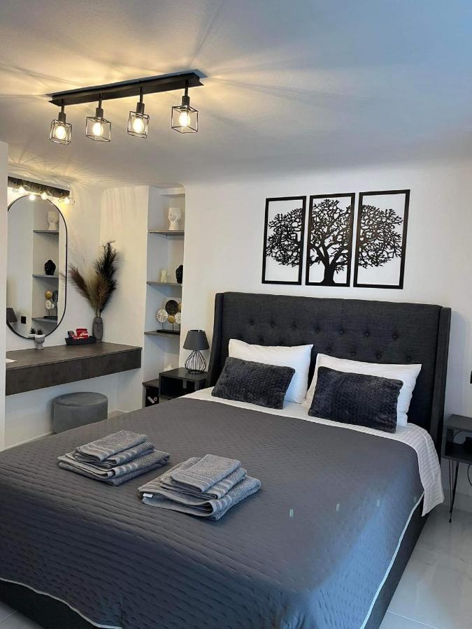 Riviera-Melrod-Athens Apartment Exterior photo