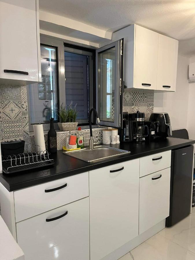 Riviera-Melrod-Athens Apartment Exterior photo